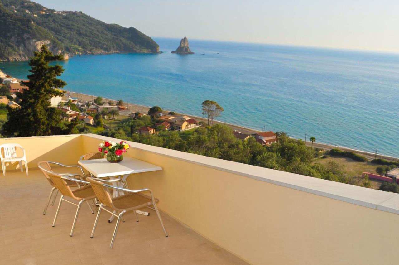 Holiday Apartments Maria With Pool And Panorama View - Agios Gordios Beach Eksteriør billede